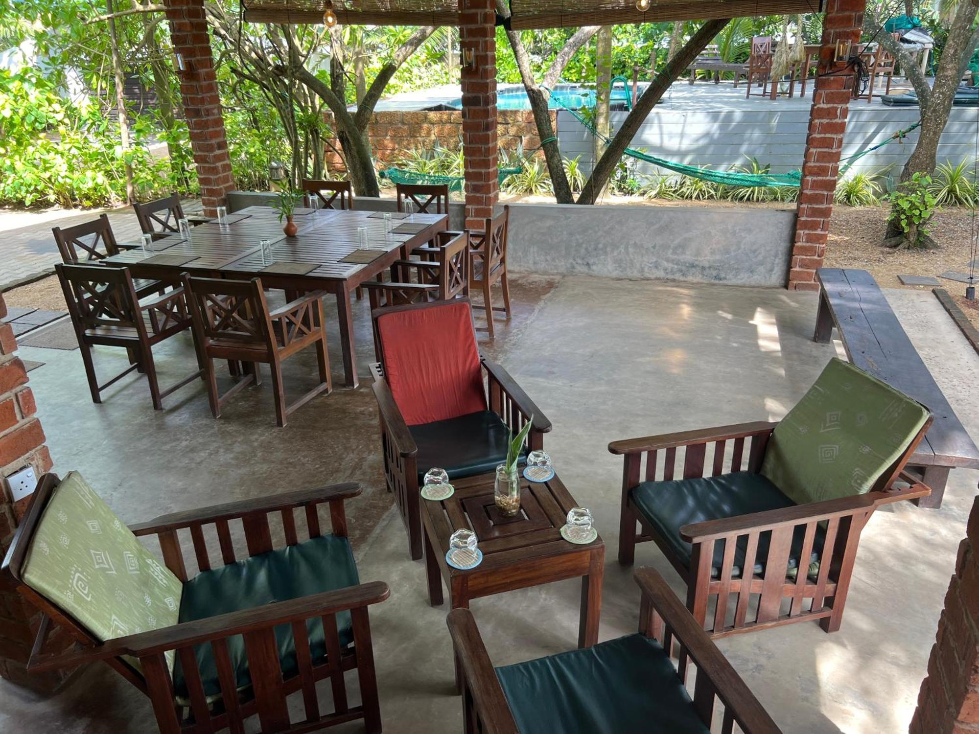 Lohas Beach Resort Villa Kalutara Exteriör bild